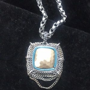 Silver tone necklace